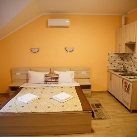 Золота Поляна Apartment Luaran gambar